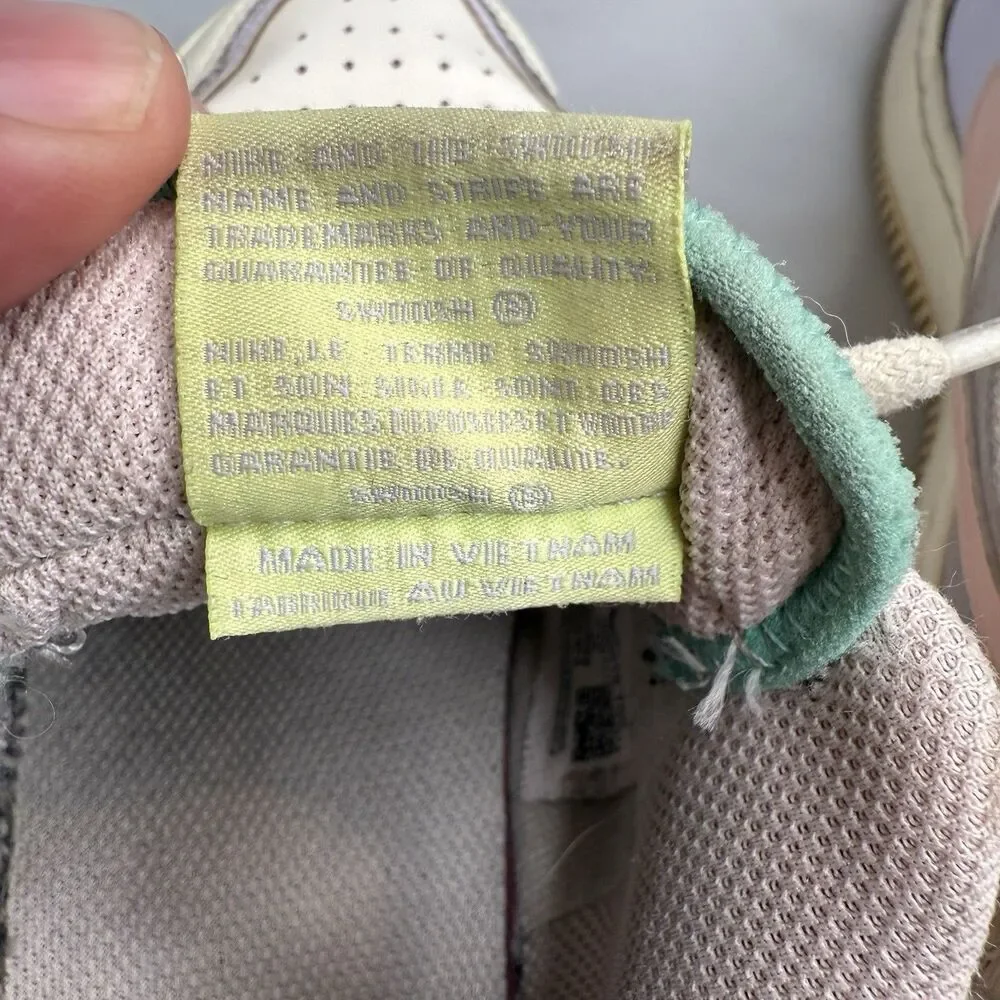 Nike women we womens